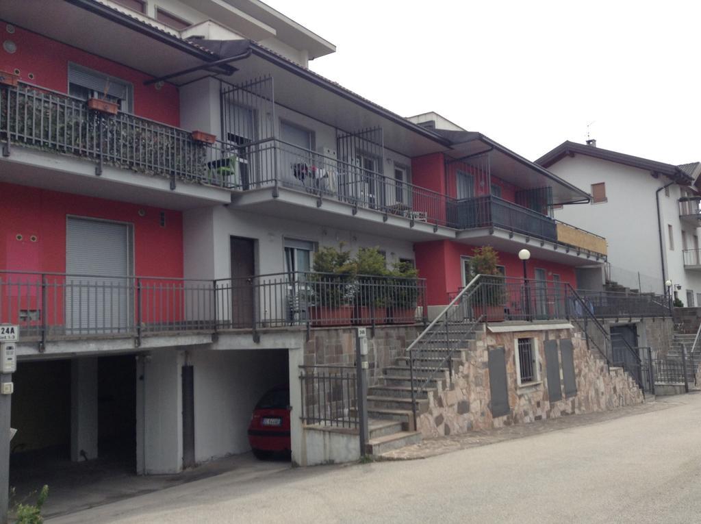 Апартаменти Casa Lampone Тренто Номер фото